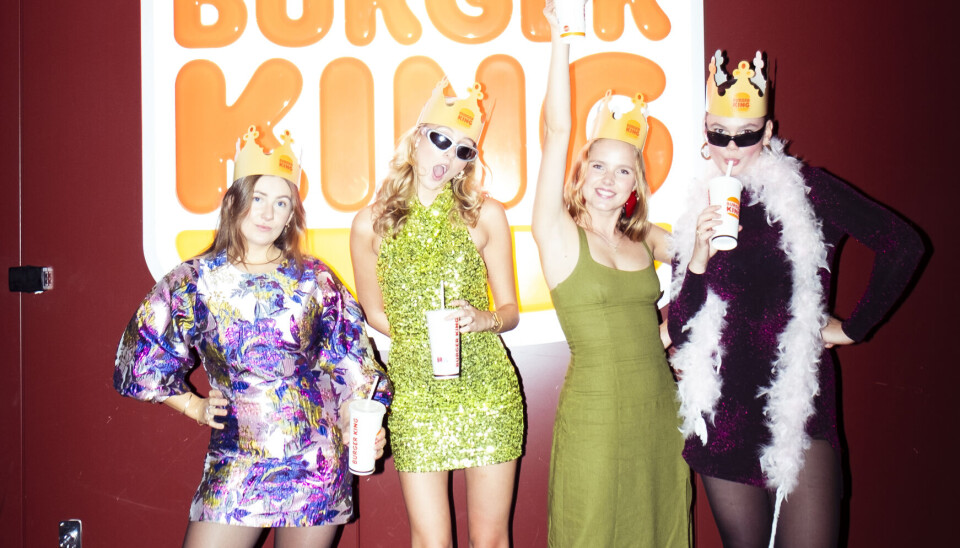 Sara, Tuva, Helen og Eline feiret Henriettes 23 årsdag.